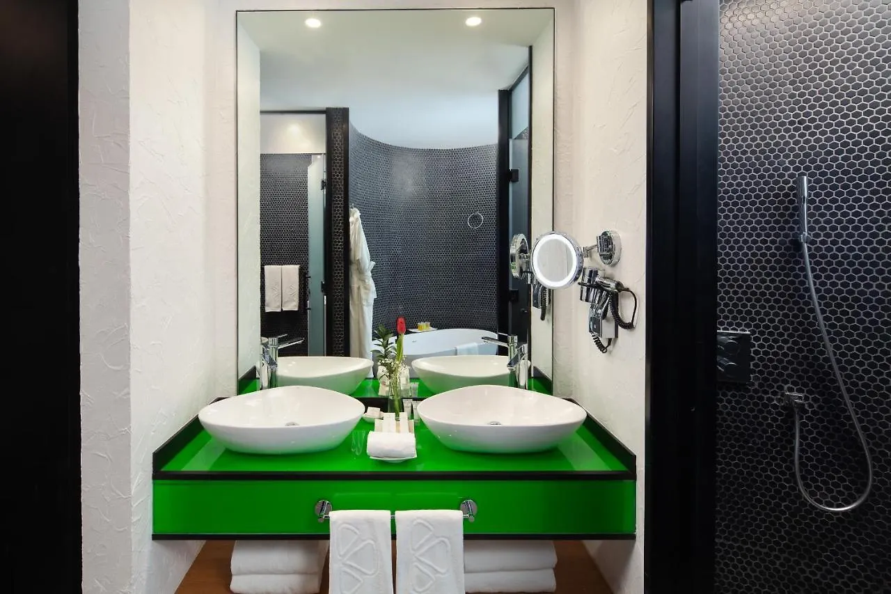 Al Khoory Sky Garden Hotel Dubai 4*,